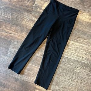 Black Capri Leggings